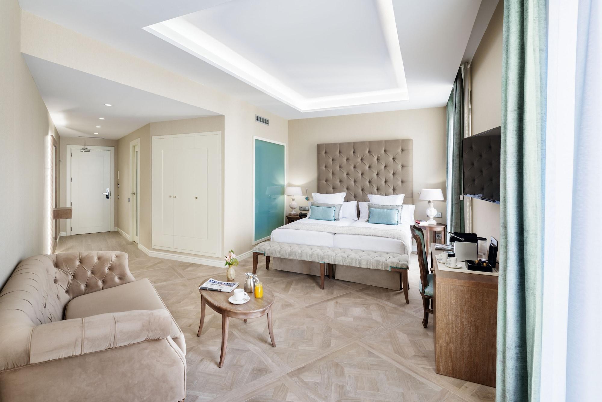 Lamaro Hotel Barcelona Bagian luar foto